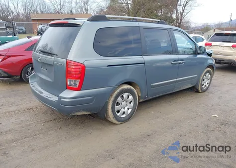 2008 Hyundai Entourage Gls/Limited z USA, uszkodzony, nr VIN KNDMC233886047747